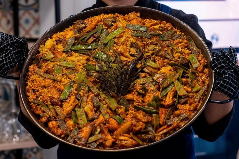 malaga-spanish-cooking-workshop-with-paella-and-sangria