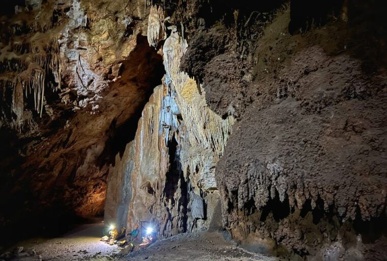 mallorca-cova-de-sa-campana-rappelling-adventure