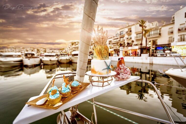 marbella-sunset-luxury-sailing-cruise-in-puerto-banus