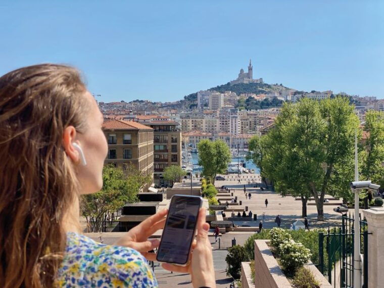 marseille-hop-on-hop-off-bus-tour-panier-walking-tour