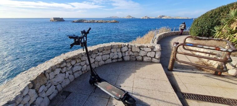 marseille-self-guided-smartphone-tour-by-e-scooter