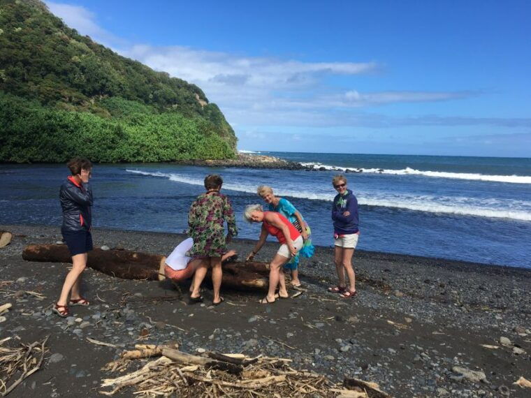 maui-road-to-hana-private-adventure-tour-with-luxury-suv