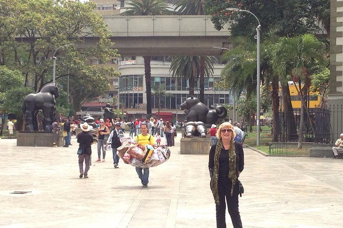 medellin-parks-and-squares-full-day-tour-including-boteros-plaza