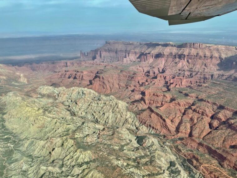 moab-canyons-and-geology-airplane-trip