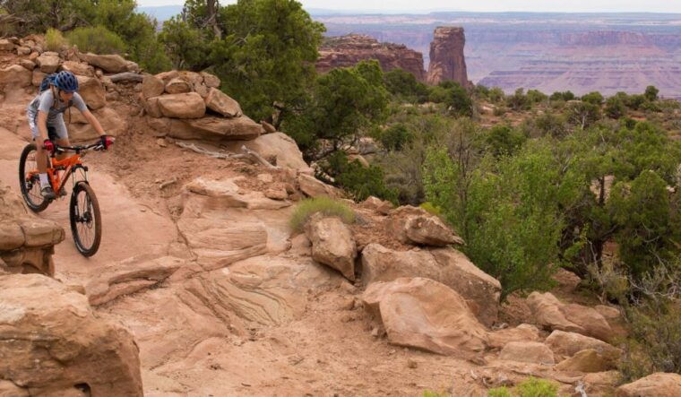 moab-dead-horse-point-singletrack-mountain-biking-tour