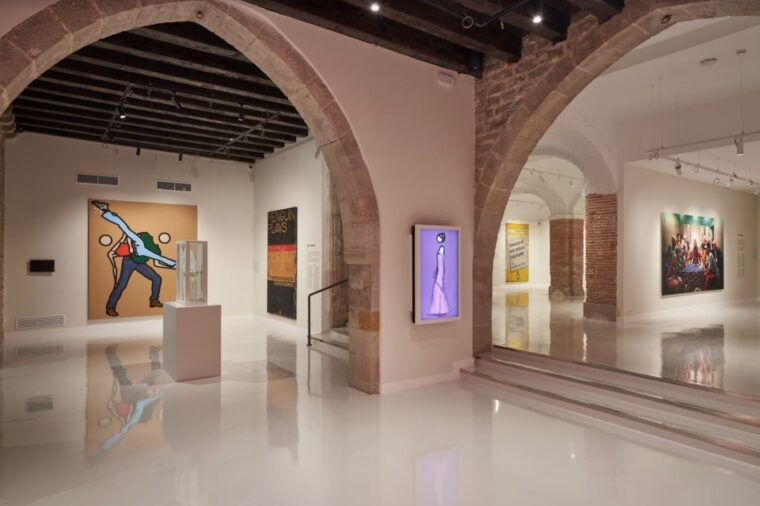 moco-museum-guided-tour-with-skip-the-line-entrance-ticket