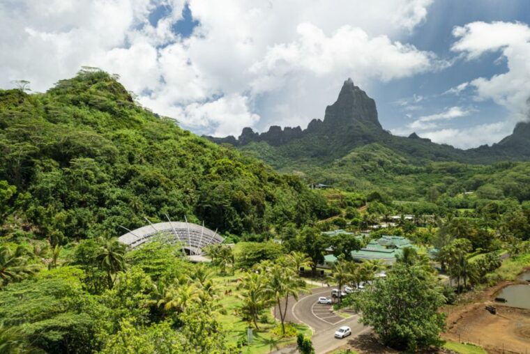 moorea-highligts-blue-laggon-shore-attractions-and-lookouts
