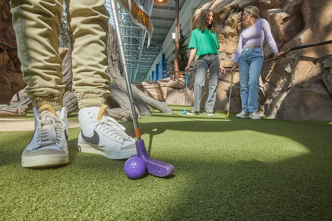 moose-mountain-adventure-golf-in-mall-of-america