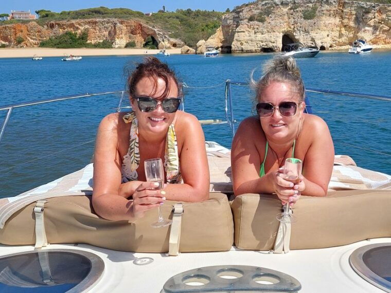 morning-afternoon-luxury-yacht-cruise-with-drinks-and-snacks