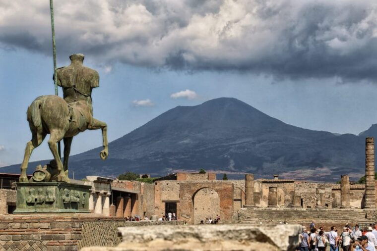 naples-pompeii-ruins-and-sorrento-day-trip-tour-with-lunch