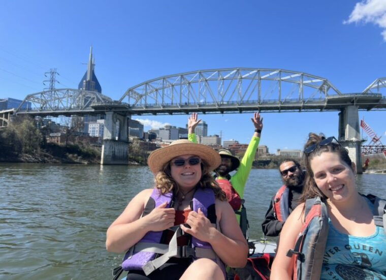 nashville-downtown-pedal-boat-rental-for-2-to-4-people