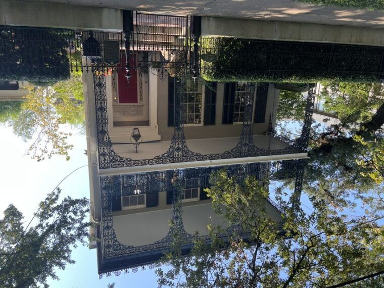 new-orleans-garden-district-architecture-walking-tour