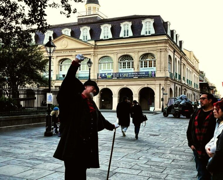 new-orleans-haunted-ghost-voodoo-and-vampire-city-tour