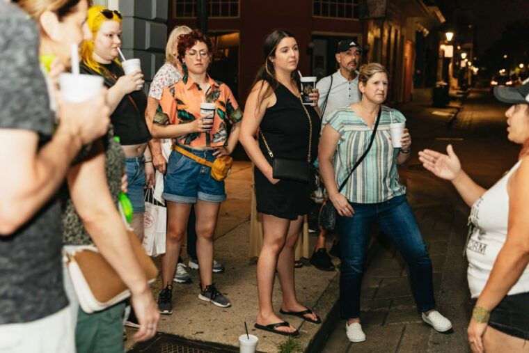 new-orleans-haunted-pub-crawl-2
