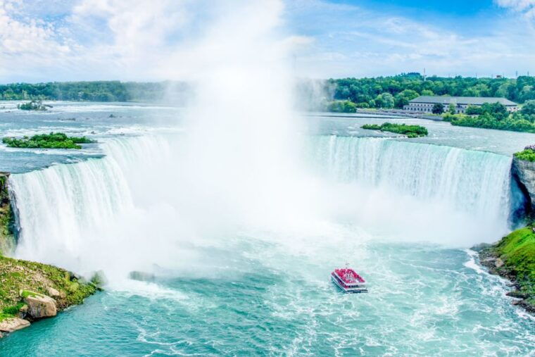 niagara-falls-tour-with-skip-the-line-cruise-wine-tasting
