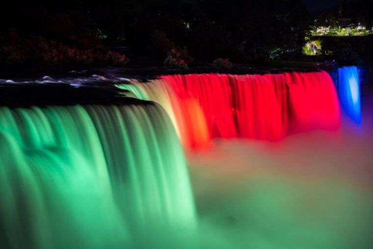niagara-falls-usa-day-and-night-tour-with-light-show