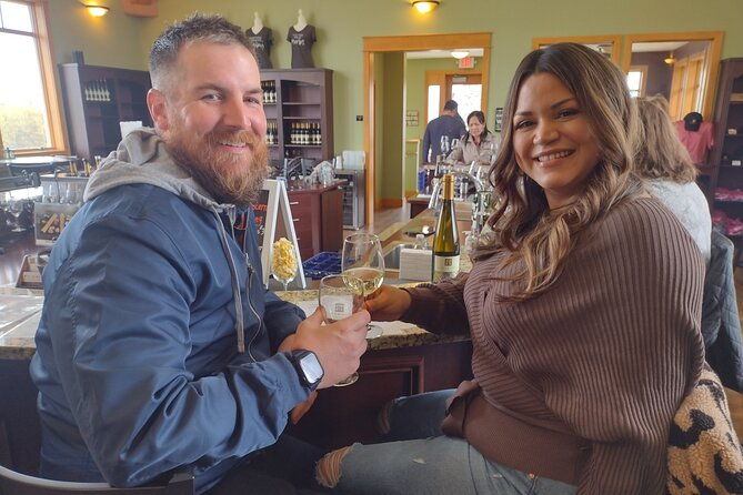 non-bus-traverse-city-wine-old-mission-peninsula-wine-tour