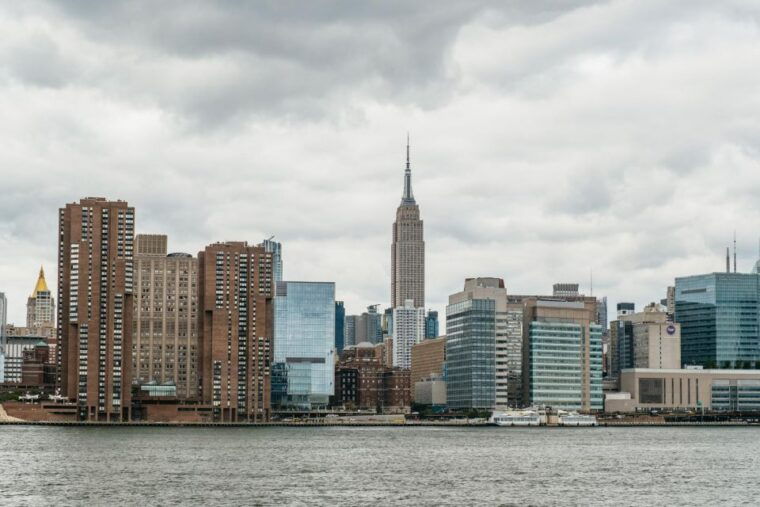 nyc-around-manhattan-official-nyc-architecture-cruise