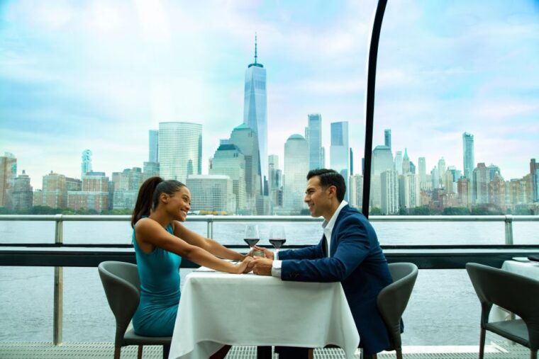 nyc-thanksgiving-gourmet-lunch-or-dinner-harbor-cruise