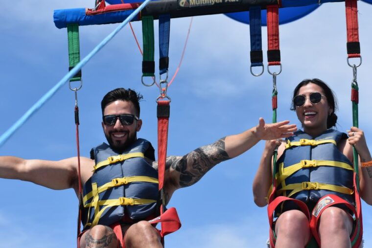 oahu-waikiki-parasailing-2