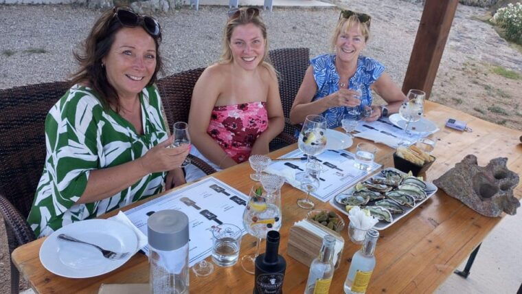 olbia-visit-a-gin-making-factory-with-tasting