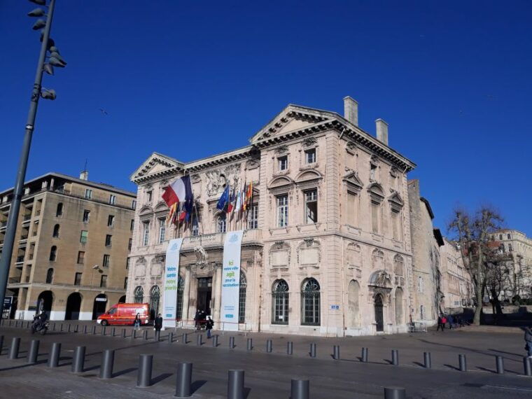 old-marseille-district-tour-and-treasure-hunt