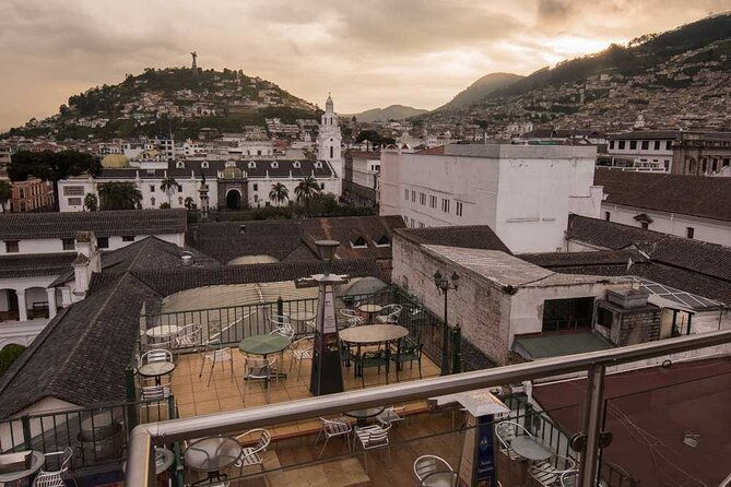 oldtown-sunset-with-chocolate-tasting-and-local-cuisine-in-quito