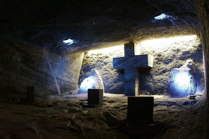 one-day-salt-cathedral-of-zipaquira-you-can-not-miss-this-wonder-of-colombia