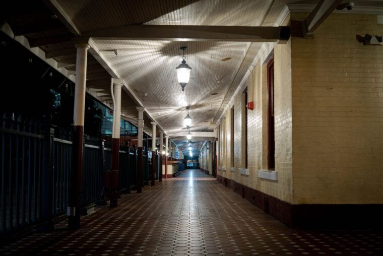 orlando-haunts-boos-and-booze-haunted-pub-crawl-2