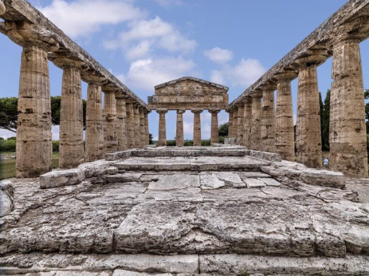 paestum-temples-and-museum-tour-with-archaeologist-guide