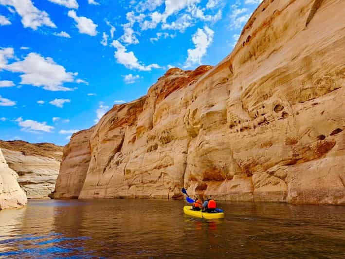 page-lake-powell-kayak-water-antelope-canyon-hiking-tour