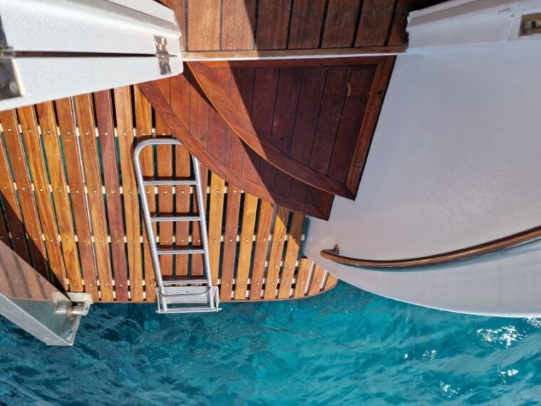 palau-la-maddalena-archipelago-comfort-boat-tour-with-stops