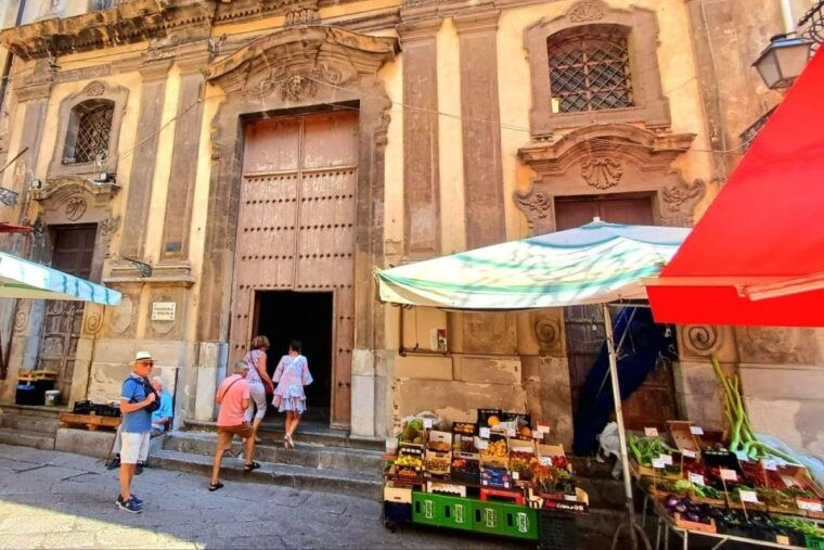 palermo-walking-tour-of-historic-markets-and-monuments