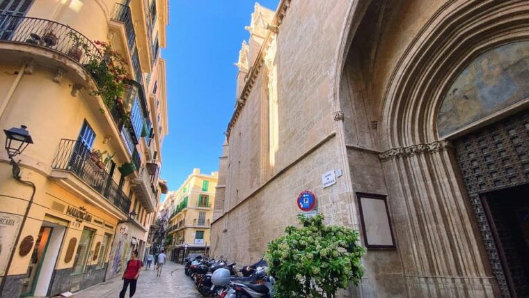 palma-alleys-of-old-town-self-guided-explorer-walk