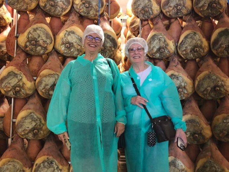 parma-food-tour-parmigiano-reggiano-prosciutto-di-parma-2