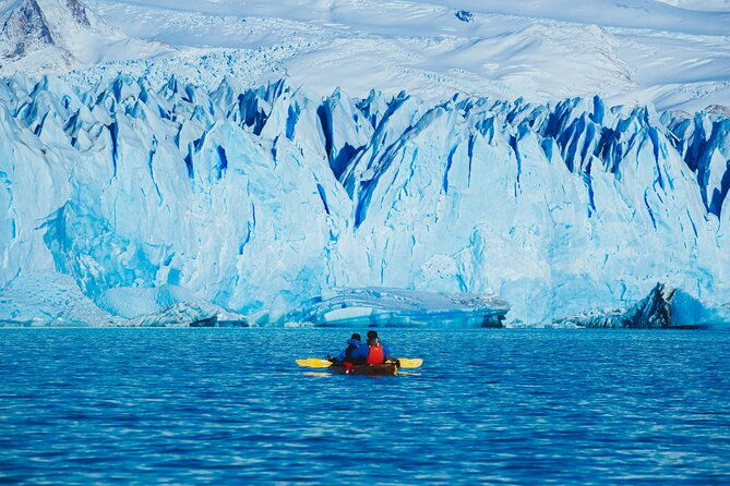 perito-moreno-glacier-kayak-tour-including-transportation