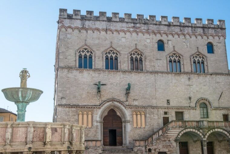perugia-private-city-tour-with-rocca-paolina-and-cathedral