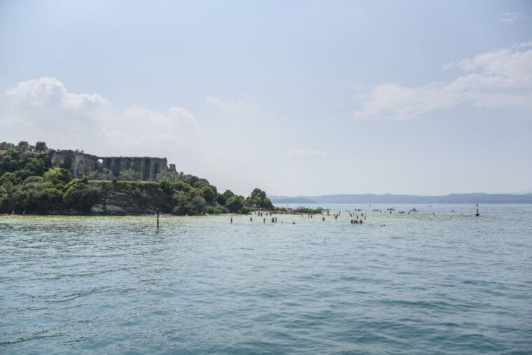 peschiera-afternoon-boat-trip-to-sirmione-with-swim-stop