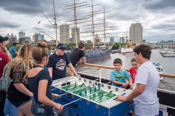 philadelphia-fathers-day-buffet-dinner-cruise