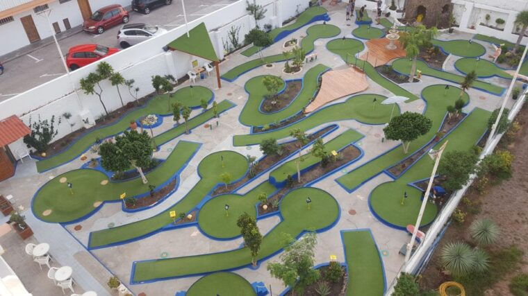 playa-del-ingles-minigolf-taidia