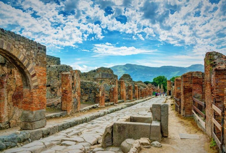 pompeii-guided-tour-with-a-local-guide-private