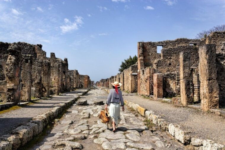 pompeii-guided-tour-with-archaeologist