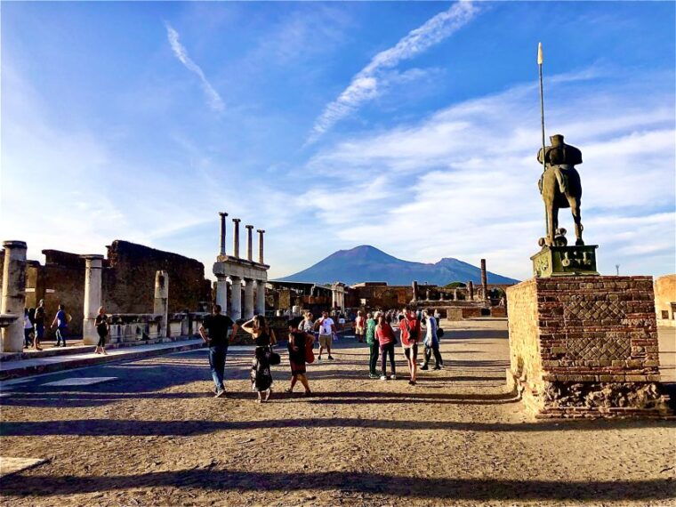 pompeii-guided-tour-with-skip-the-line-entry-3