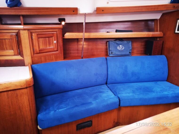 ponta-delgada-private-sailboat-cruise-with-drinks-snacks