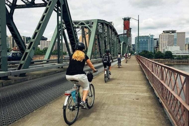 portland-guided-foodie-bike-tour