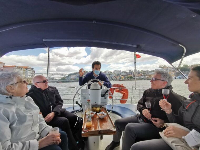 porto-private-sailboat-trip-with-wine-tasting-charcuterie