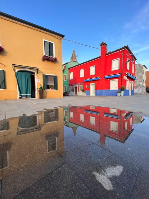 private-boat-tour-to-murano-burano-with-local-real-guide