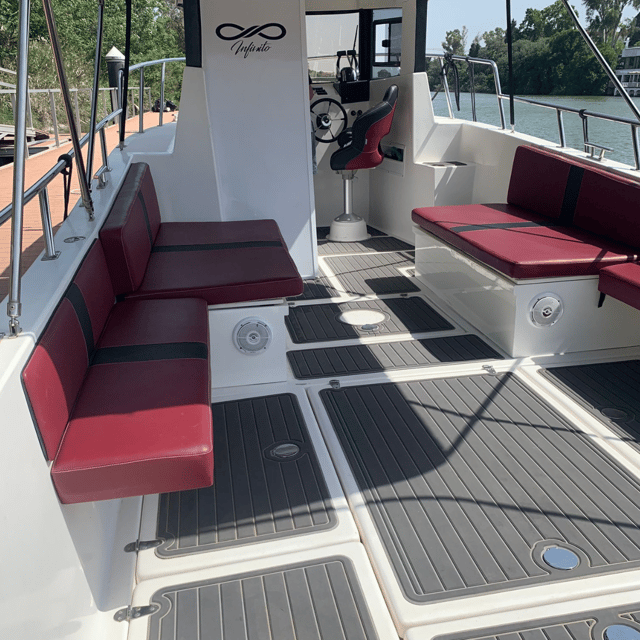 private-boat-trip-on-the-guadalquivir