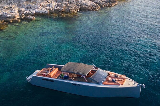 private-cruising-with-axiom-yacht-from-hvar
