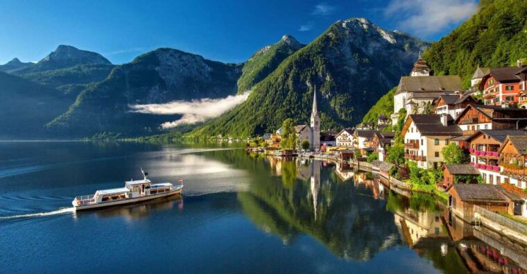 private-day-highlight-tour-of-hallstatt-from-salzburg